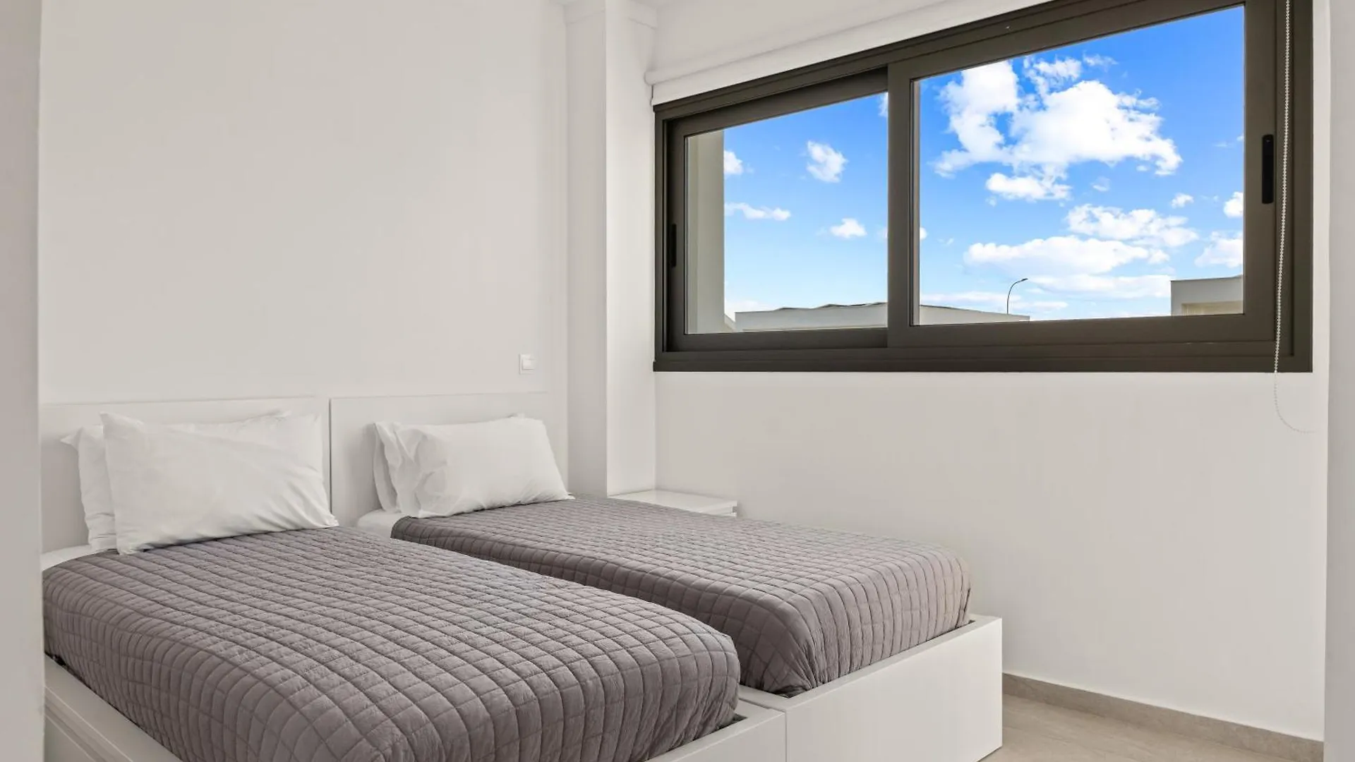Serenity Waves Villa 20 라르나카 키프로스